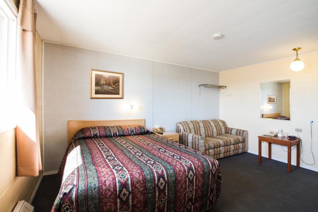 Lagana Hotel Lanigan Экстерьер фото