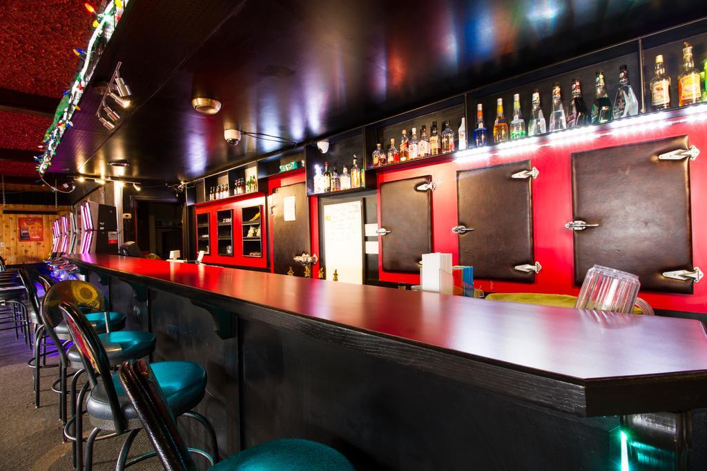 Lagana Hotel Lanigan Экстерьер фото