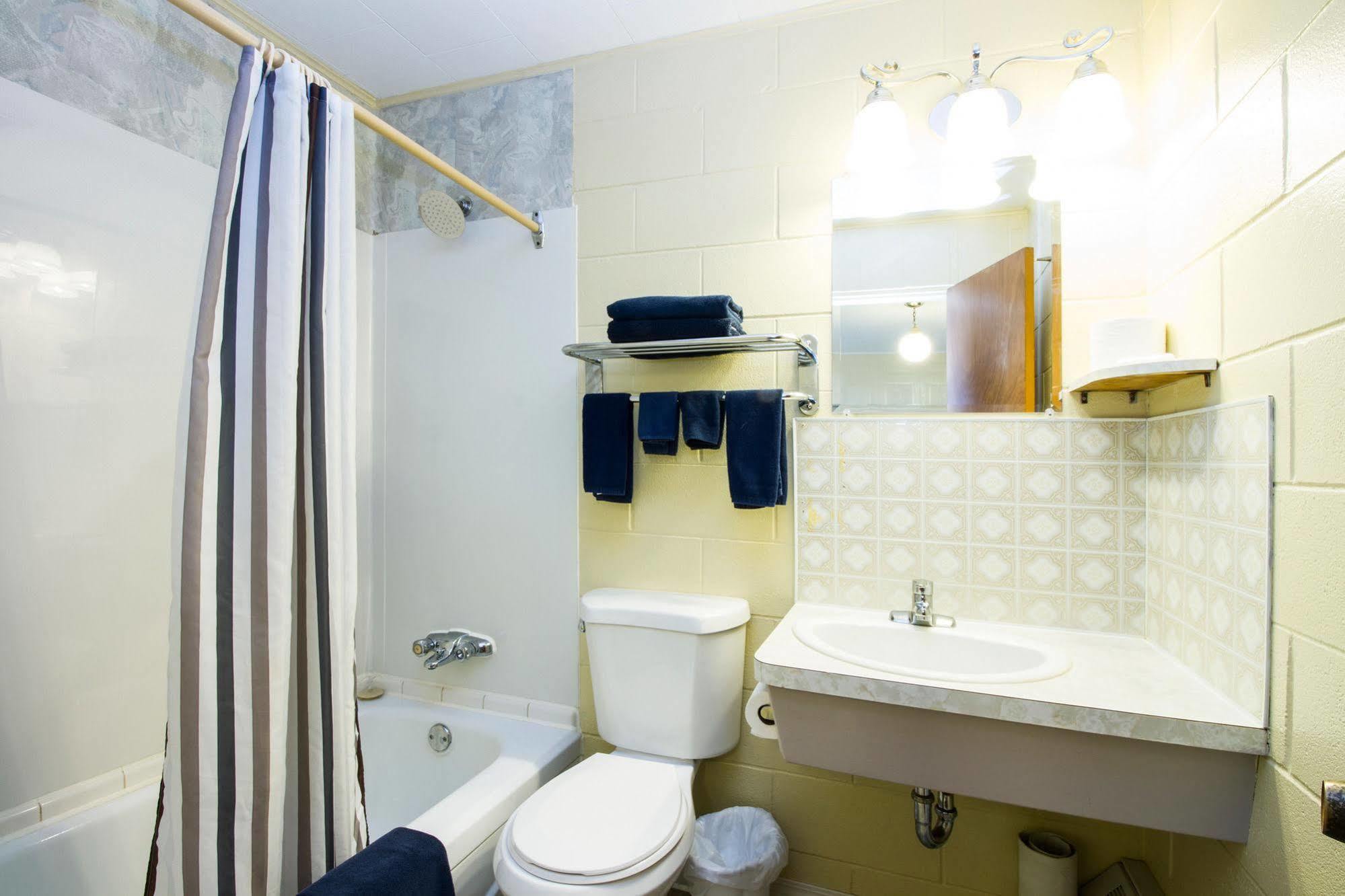 Lagana Hotel Lanigan Экстерьер фото